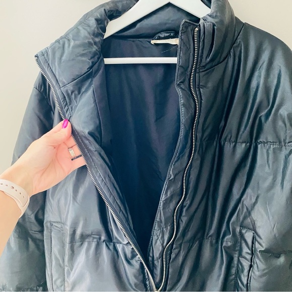 Altar'd State Zip Up Puff Jacket Black Sz Medium - Picture 5 of 10